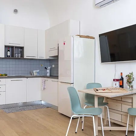 Italian Experience- Atelier La Scala Apartament *